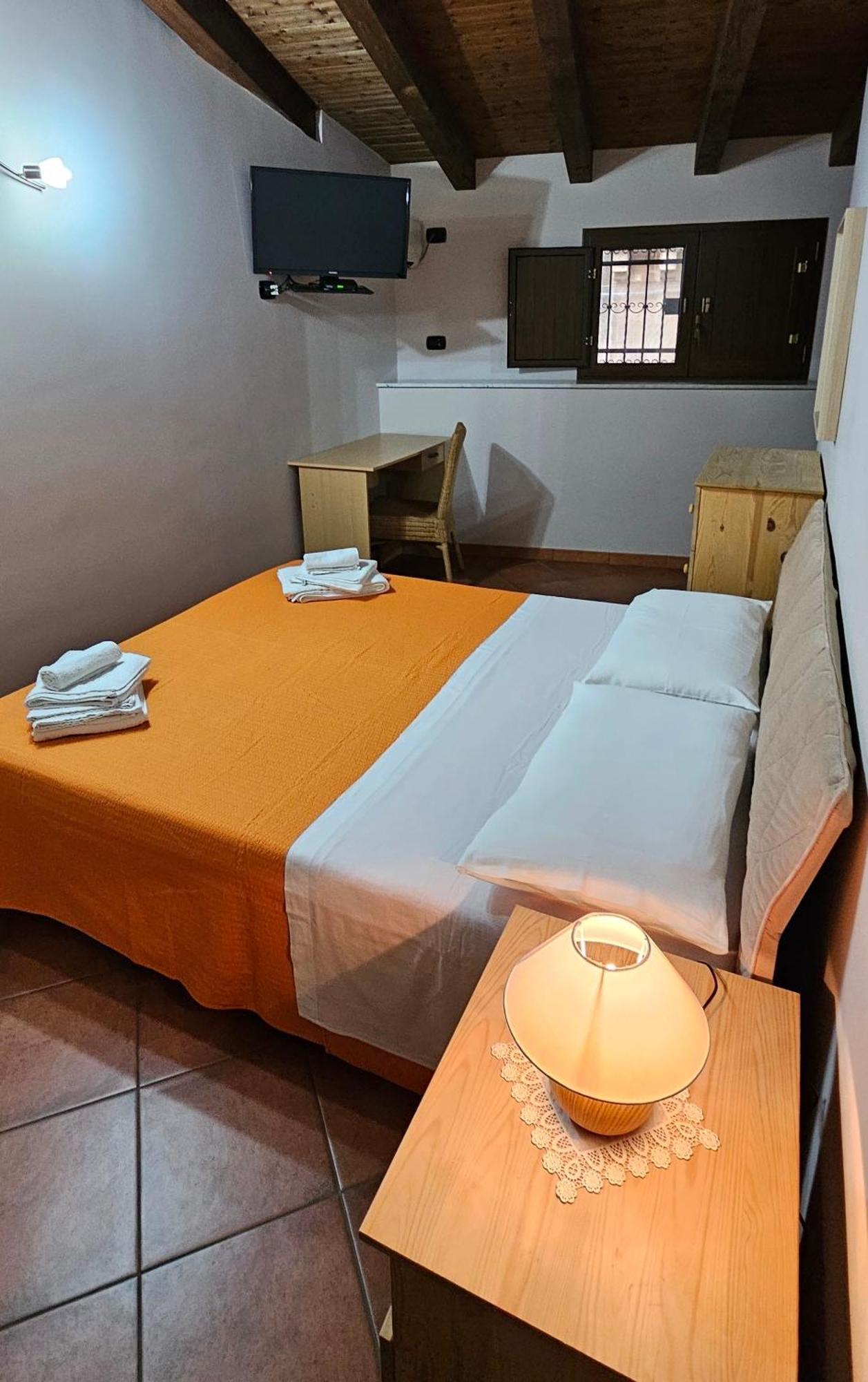 Mavilla Holiday Home Катания Экстерьер фото